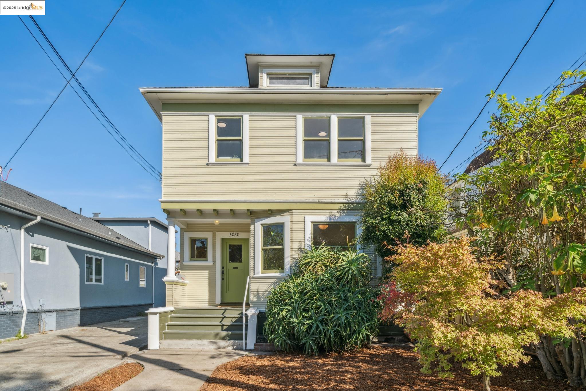 Front Image Thumbnail for EB41115750