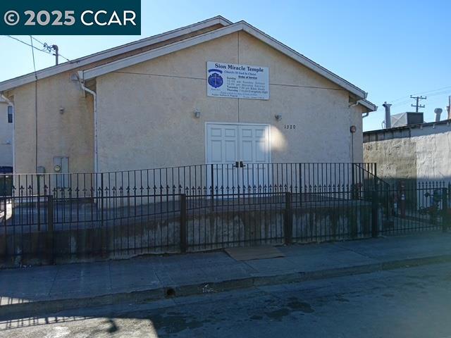 Front Image Thumbnail for CC41115850