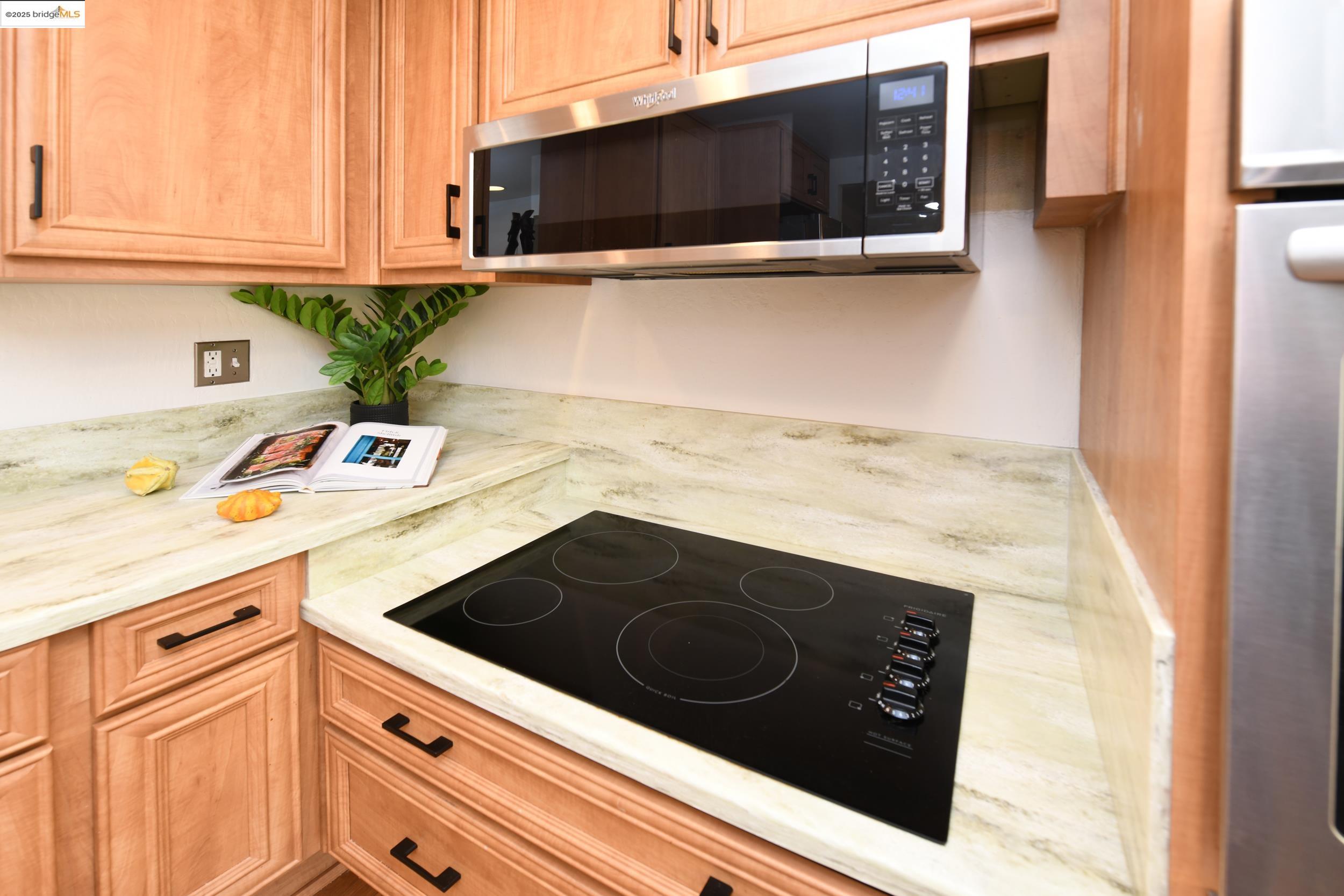 1910 Skycrest Dr UNIT 5, Walnut Creek, CA, 94595