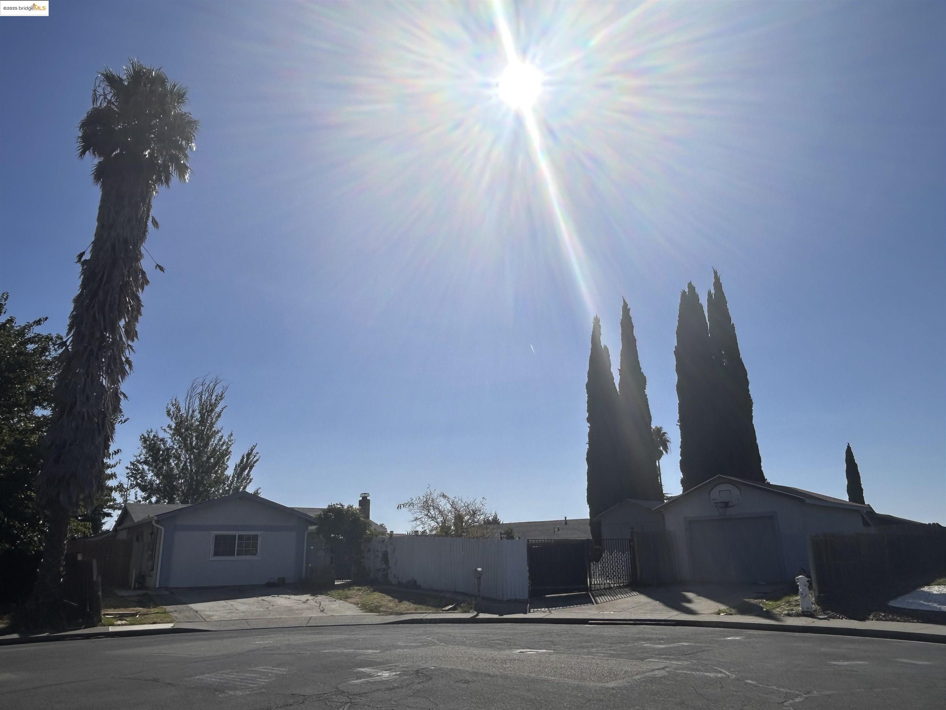 Front Image Thumbnail for EB41115967