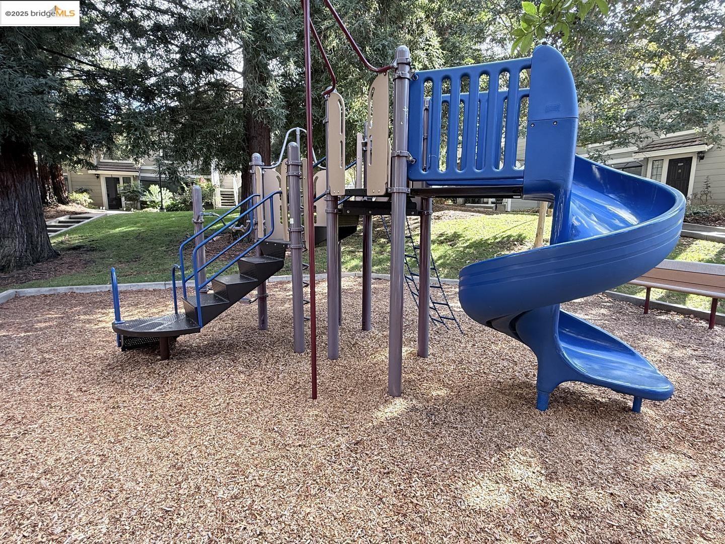 Detail Gallery Image 47 of 52 For 2561 Yerba Bank Ct #0,  San Jose,  CA 95121 - 3 Beds | 2 Baths