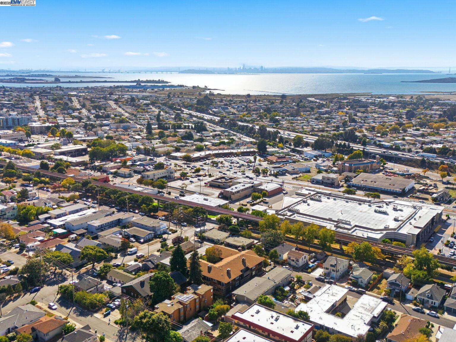 Detail Gallery Image 59 of 60 For 1708 Lexington Ave #2,  El Cerrito,  CA 94530 - 2 Beds | 1 Baths