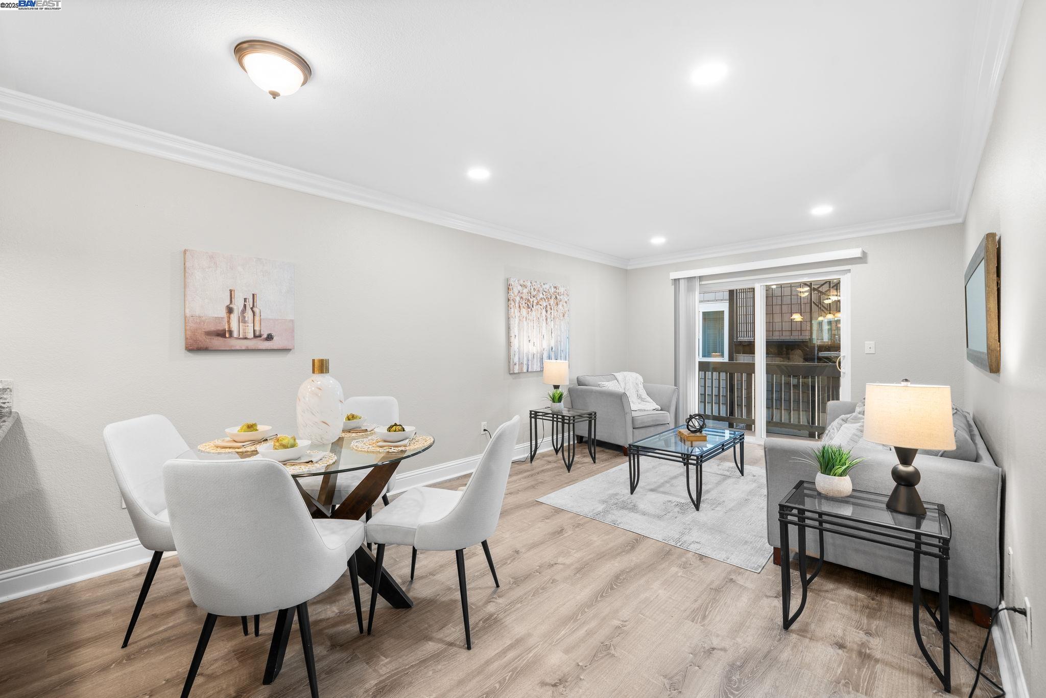 Front Image Thumbnail for BE41116129