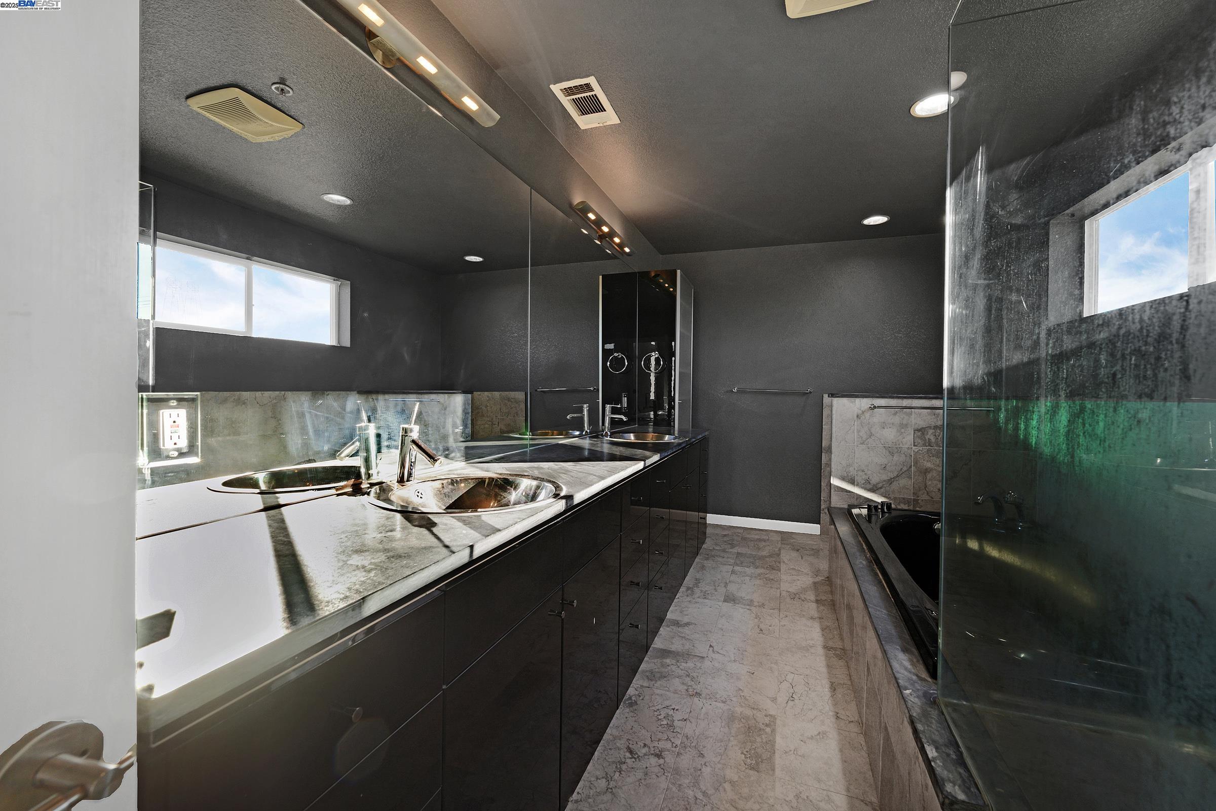 Detail Gallery Image 32 of 52 For 17011 Midway Rd, Tracy,  CA 95377 - 4 Beds | 3 Baths