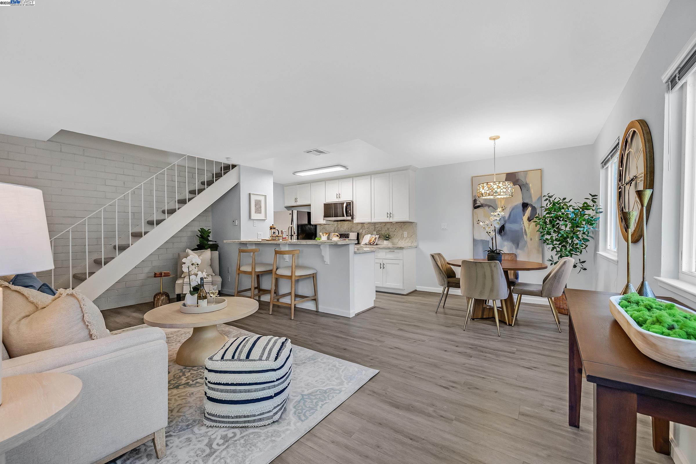 Front Image Thumbnail for BE41116167