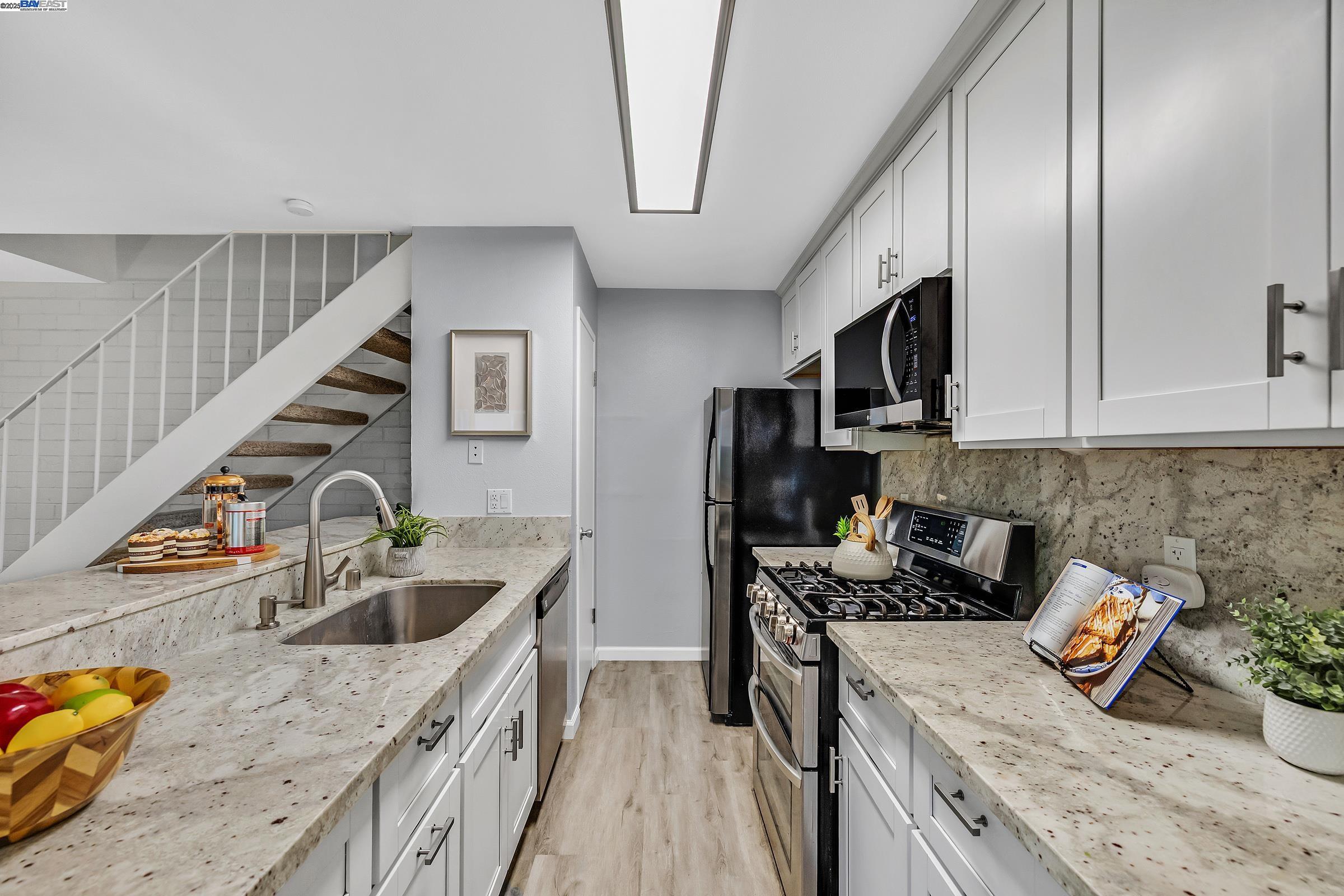 Photo #9: 41116167 Listing: Photo #9