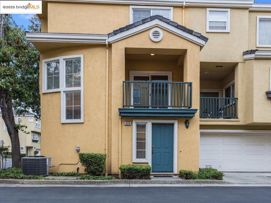 Front Image Thumbnail for EB41116182