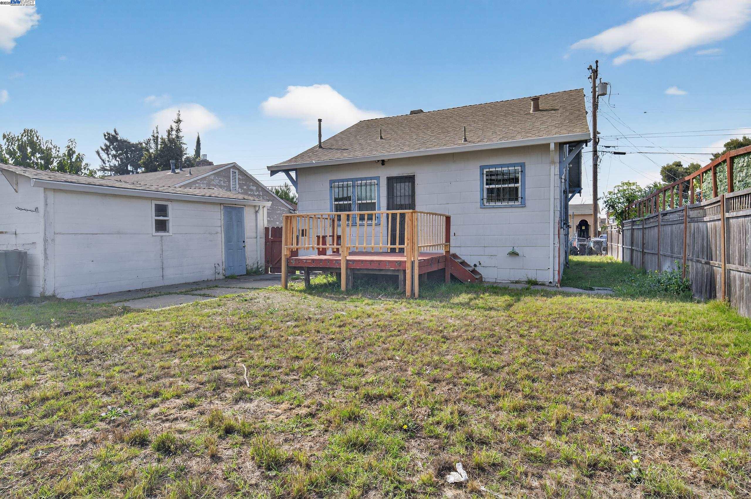 7412 Weld St, Oakland, CA, 94621