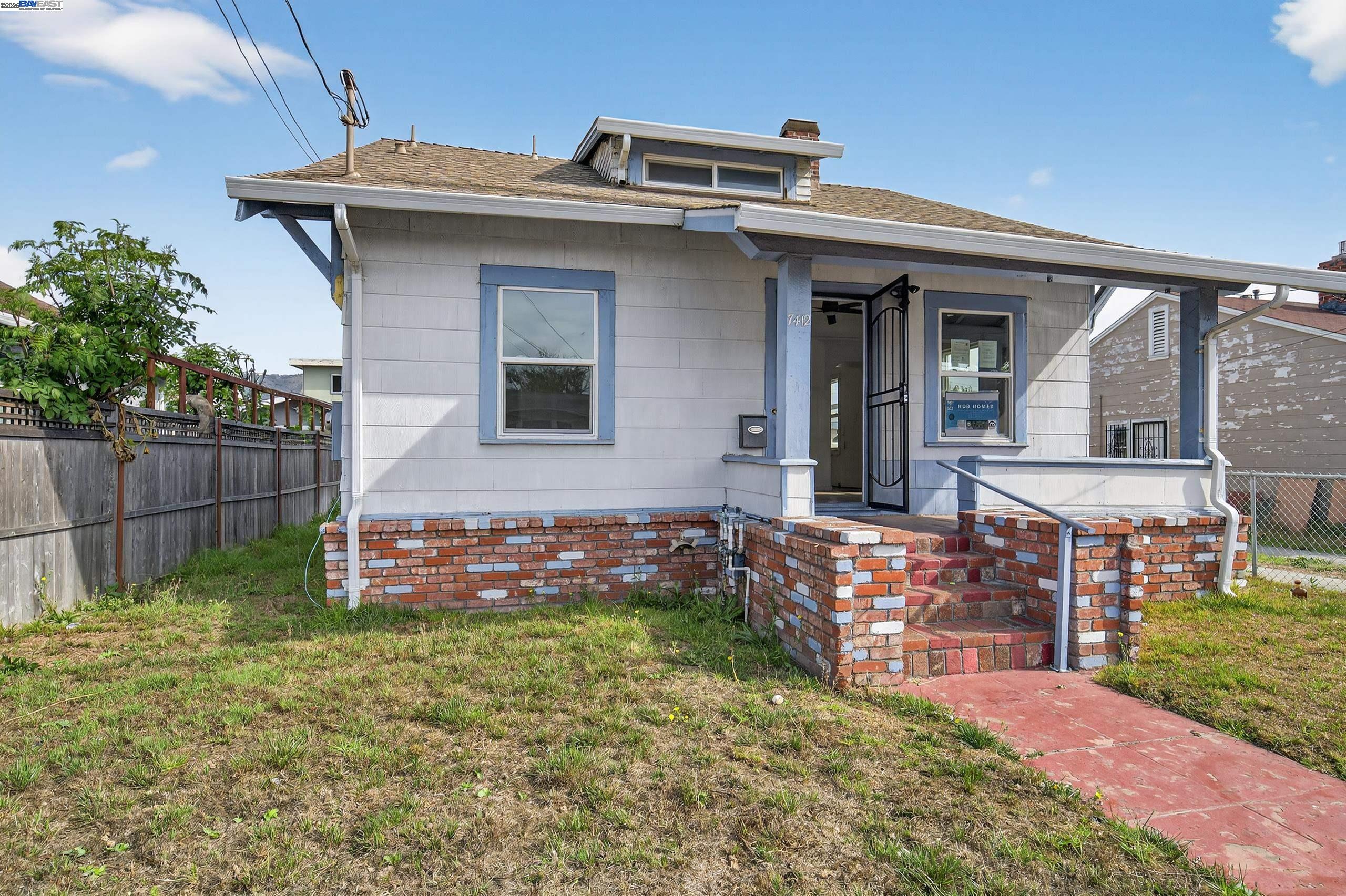 7412 Weld St, Oakland, CA, 94621