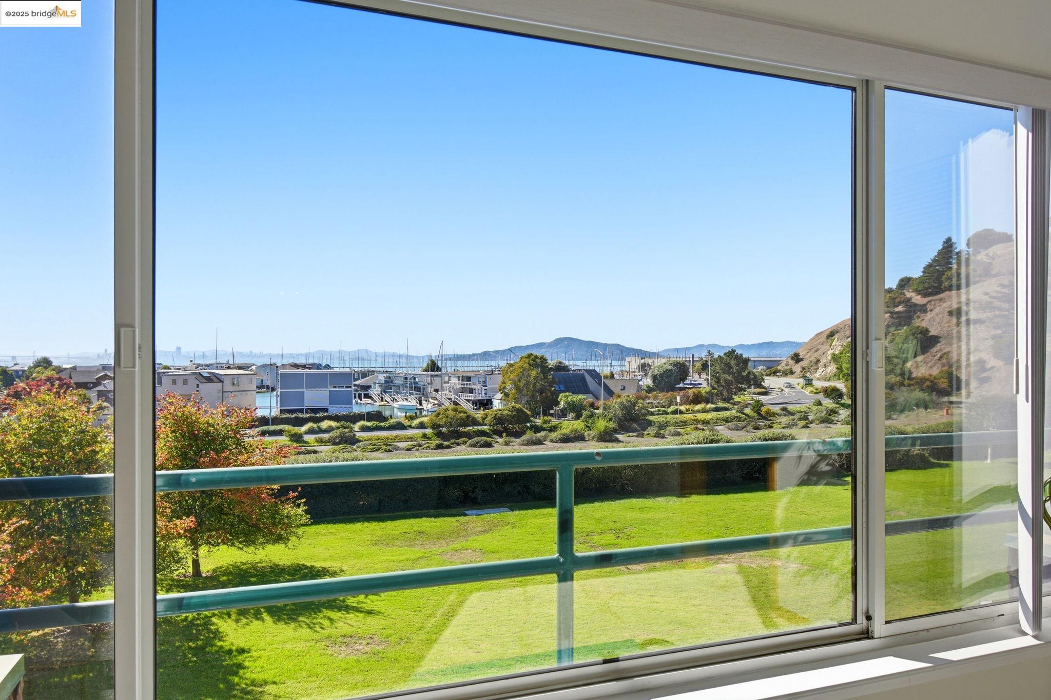 Photo #6: 41116227 Listing: Photo #6