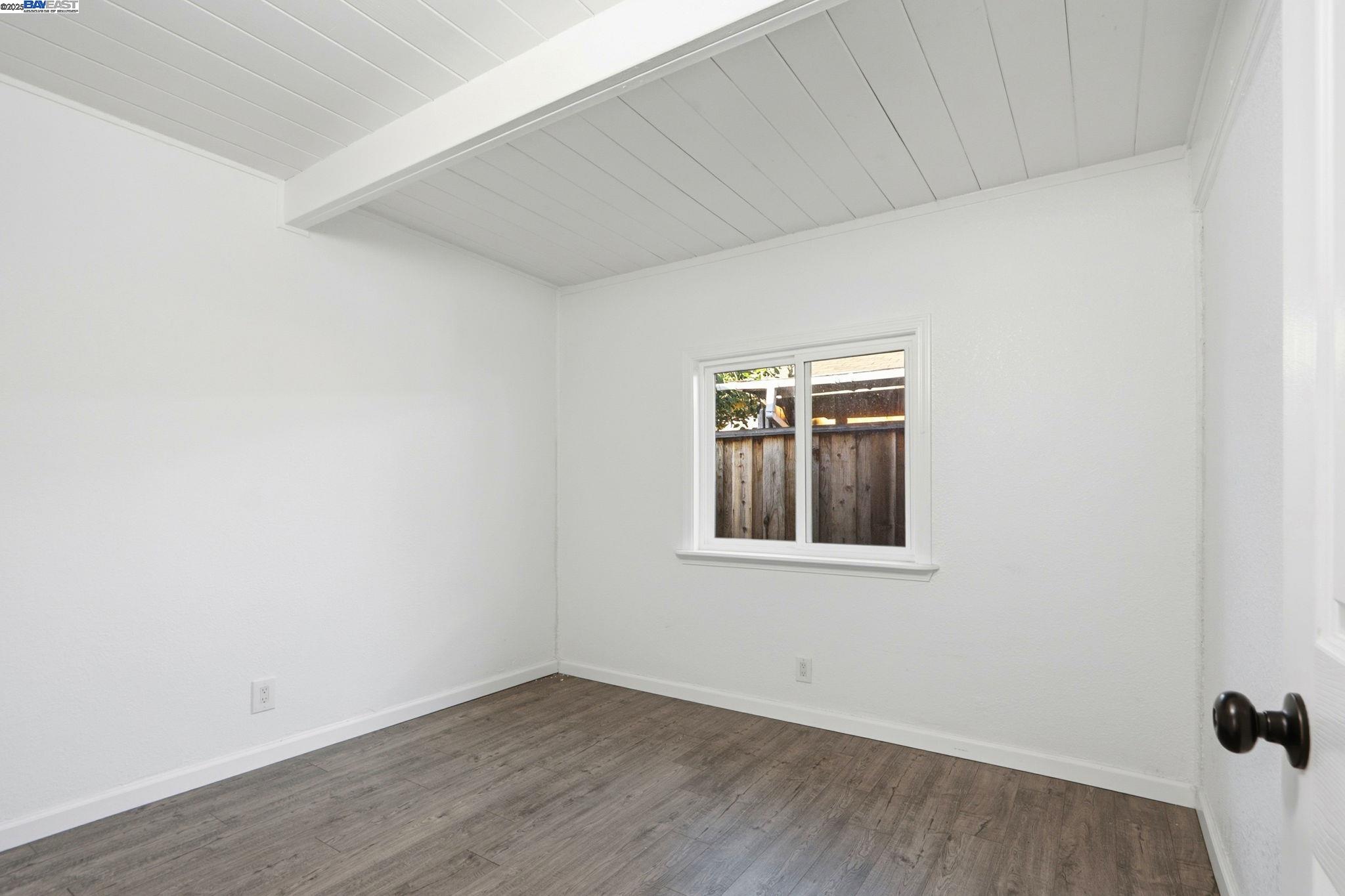 Detail Gallery Image 14 of 30 For 10311 Ryan Street, San Jose,  CA 95127 - 4 Beds | 2 Baths