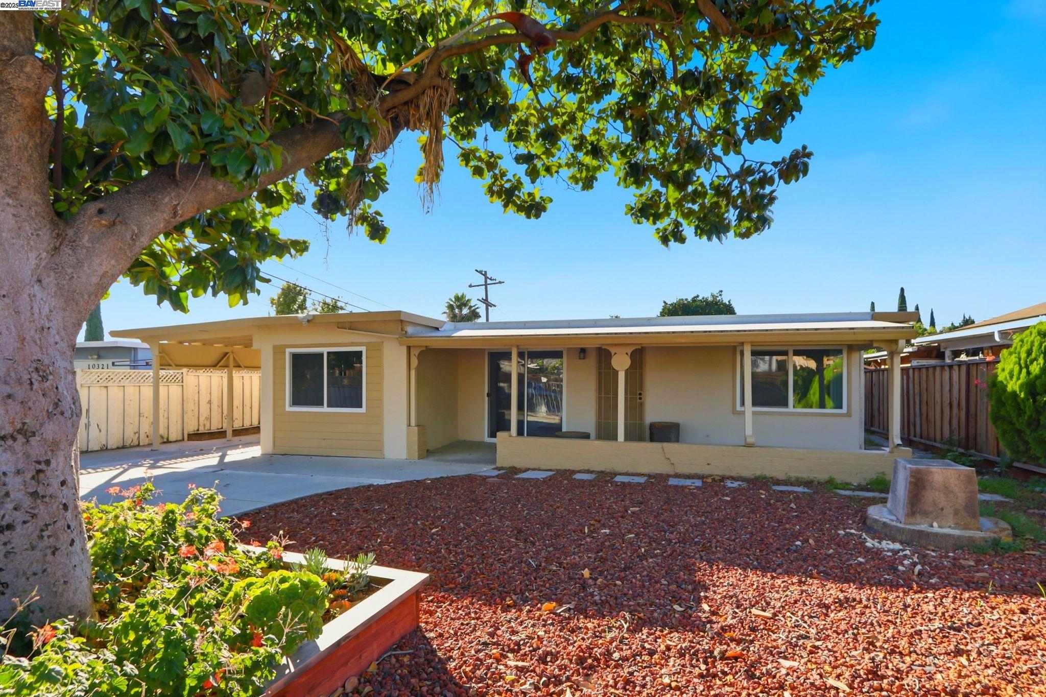 Detail Gallery Image 3 of 30 For 10311 Ryan Street, San Jose,  CA 95127 - 4 Beds | 2 Baths