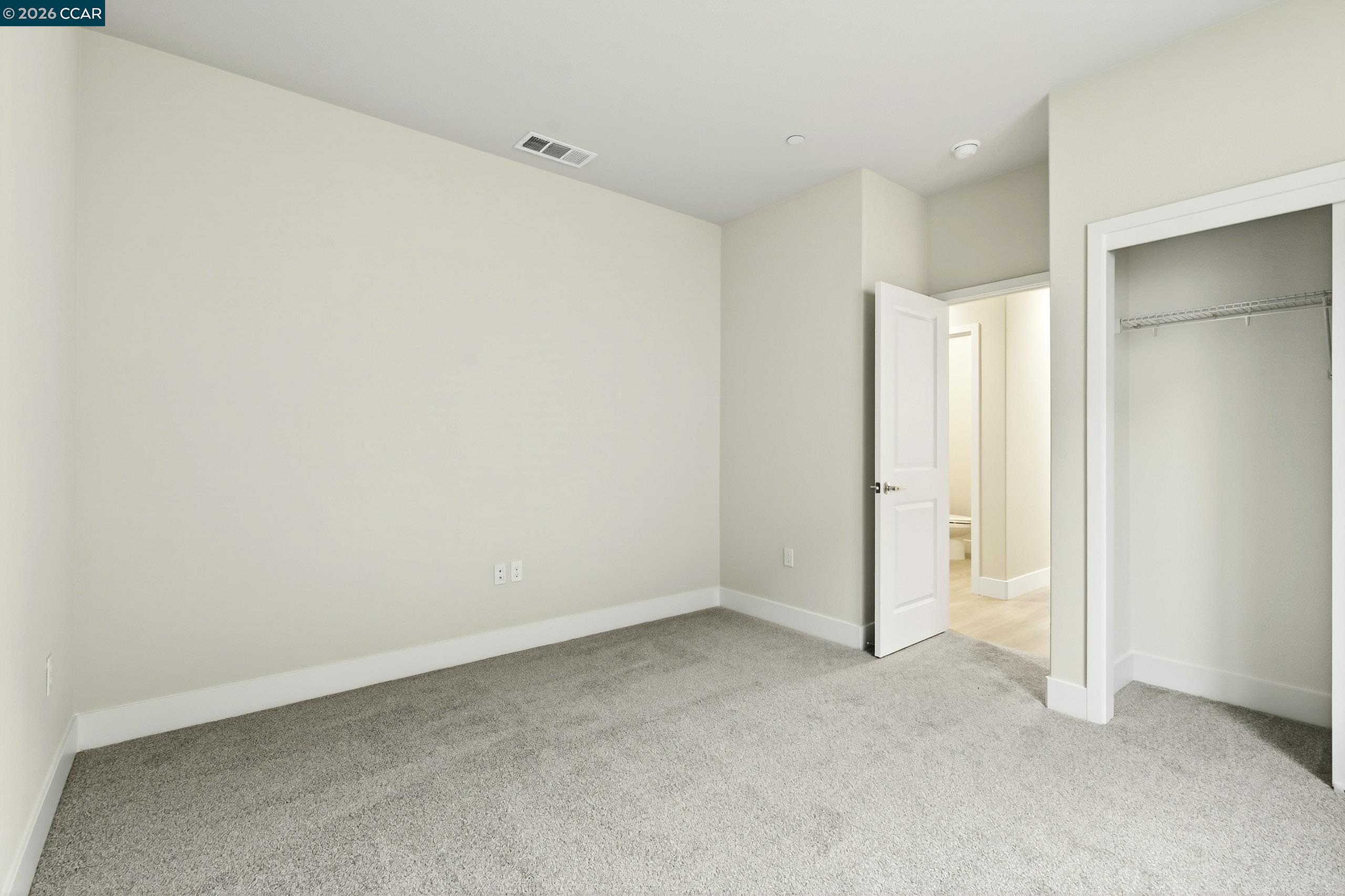 Detail Gallery Image 19 of 26 For 5609 Majestic Oak Way, Antioch,  CA 94531 - 3 Beds | 2/1 Baths