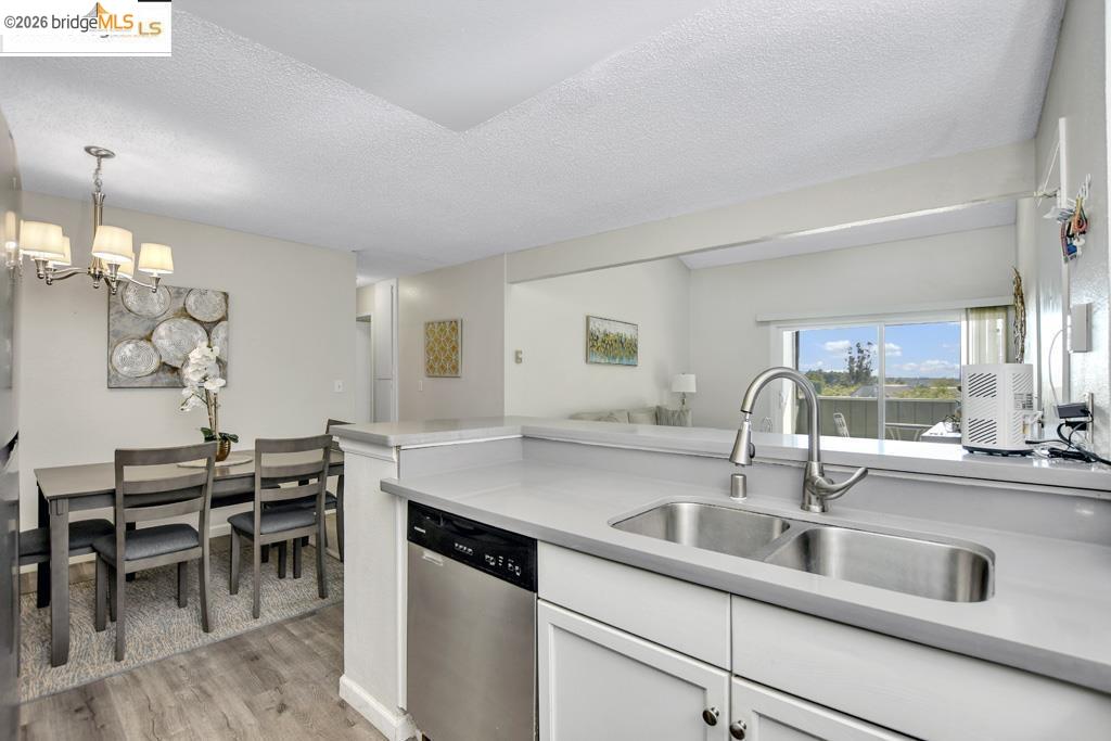 Detail Gallery Image 35 of 36 For 1333 N Camino Alto #249,  Vallejo,  CA 94589 - 3 Beds | 2 Baths