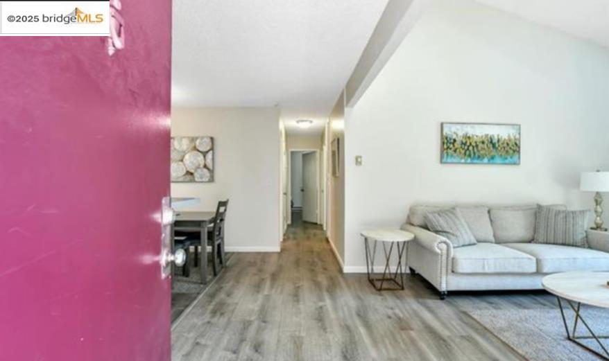 Detail Gallery Image 9 of 36 For 1333 N Camino Alto #249,  Vallejo,  CA 94589 - 3 Beds | 2 Baths