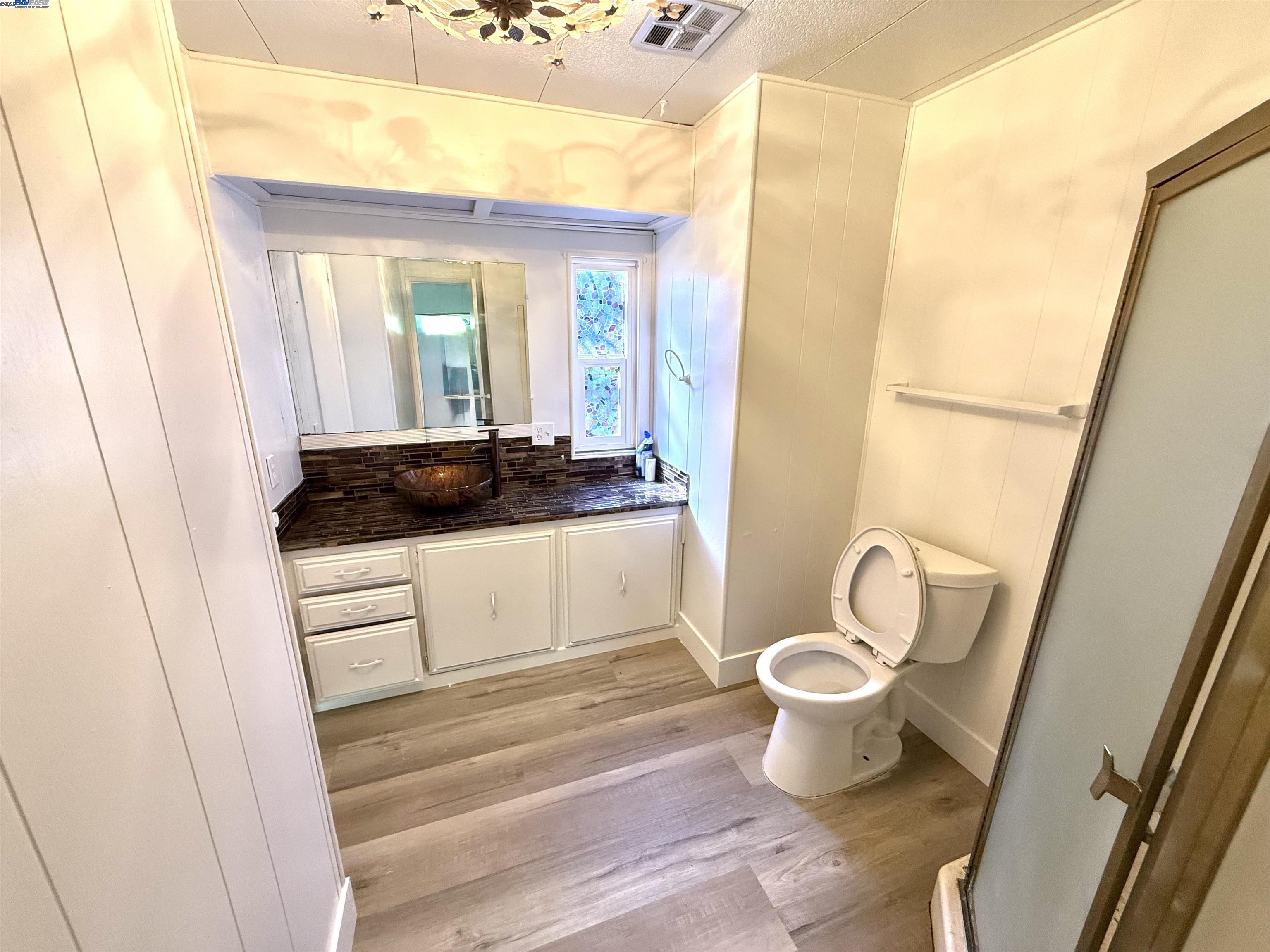 Detail Gallery Image 7 of 9 For 259 Molokai Cir #259,  Union City,  CA 94587 - 2 Beds | 2 Baths