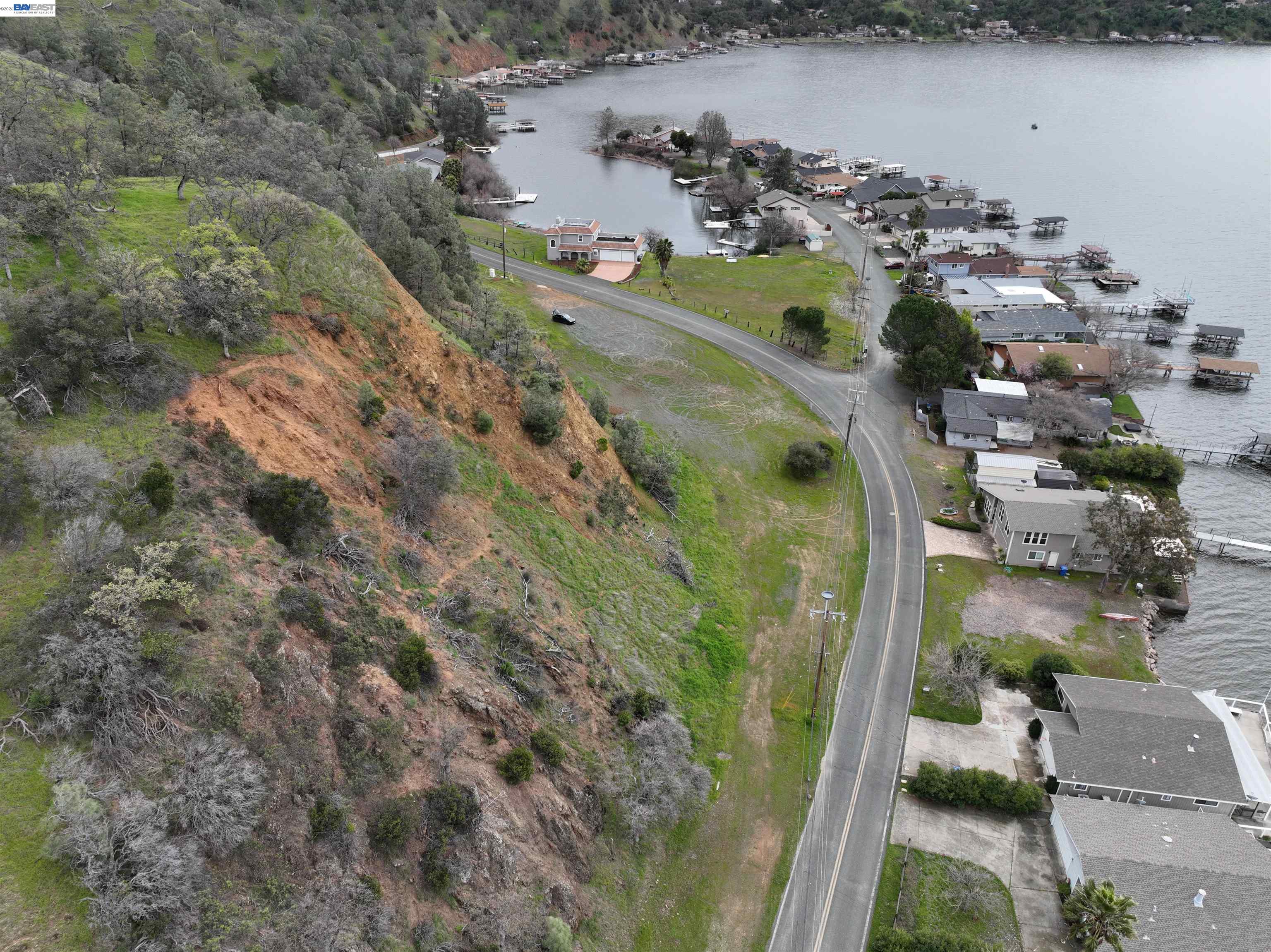 Detail Gallery Image 30 of 41 For 11130 Lakeshore Dr, Clearlake,  CA 95424 - – Beds | – Baths