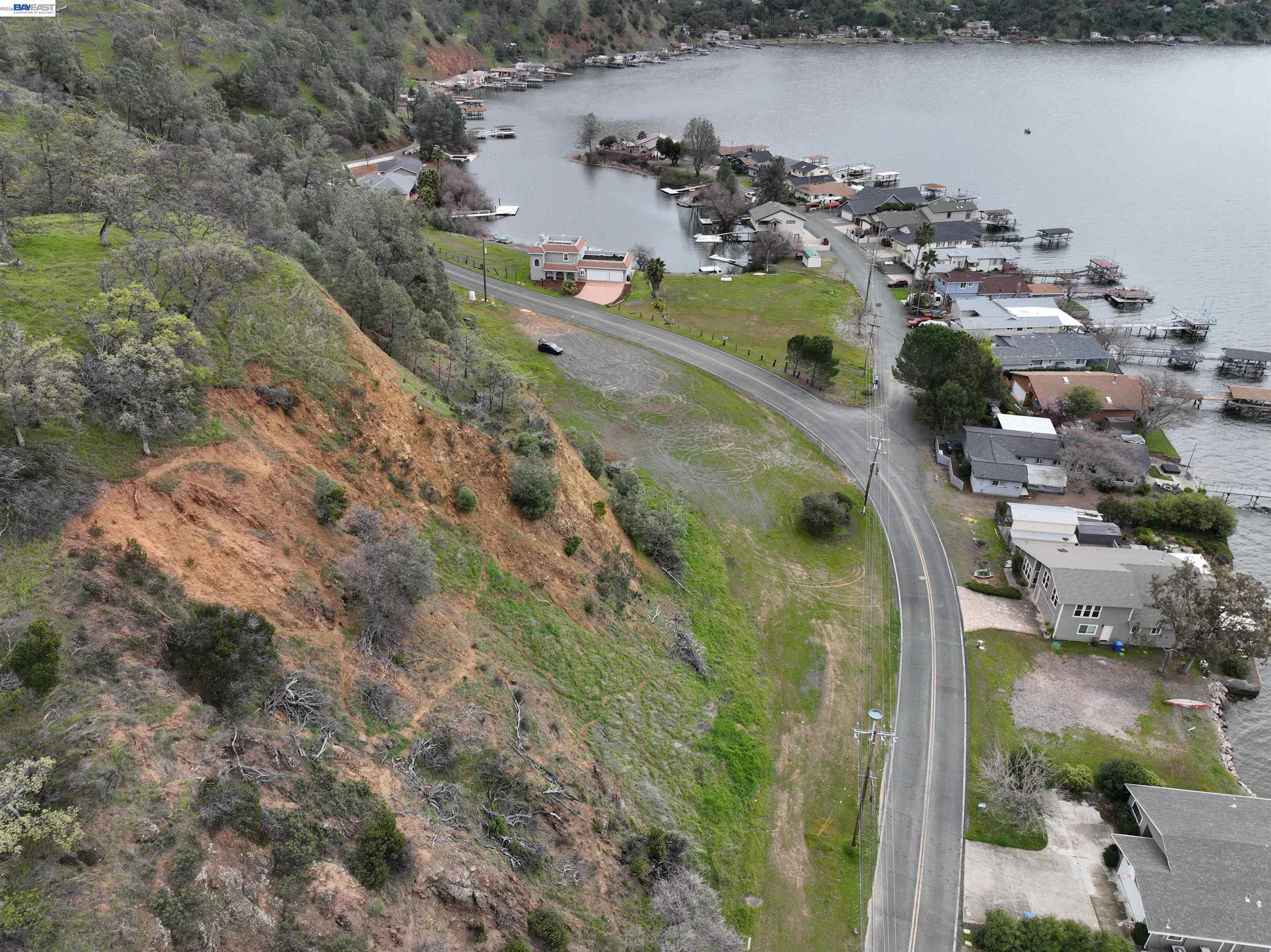 Detail Gallery Image 31 of 41 For 11130 Lakeshore Dr, Clearlake,  CA 95424 - – Beds | – Baths