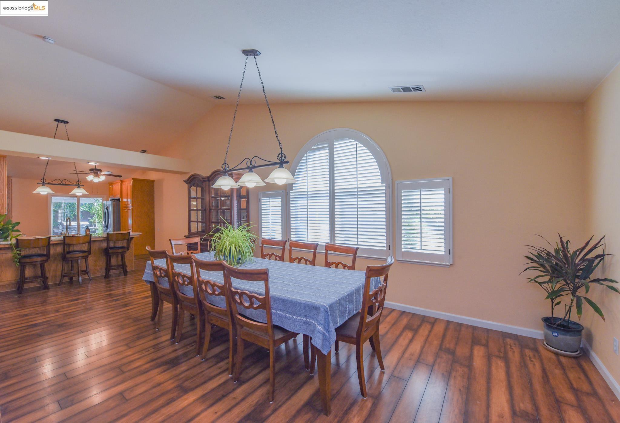 Detail Gallery Image 8 of 45 For 10626 River Oak Ct, Jamestown,  CA 95327 - 3 Beds | 2 Baths