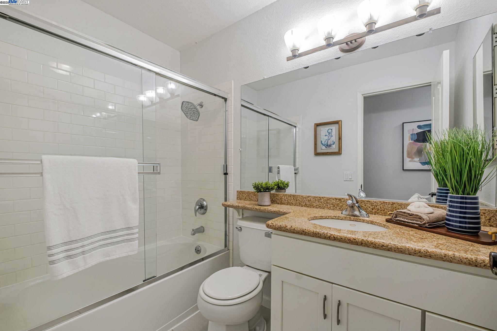 Detail Gallery Image 19 of 46 For 39199 Guardino Drive #179,  Fremont,  CA 94538 - 2 Beds | 2 Baths