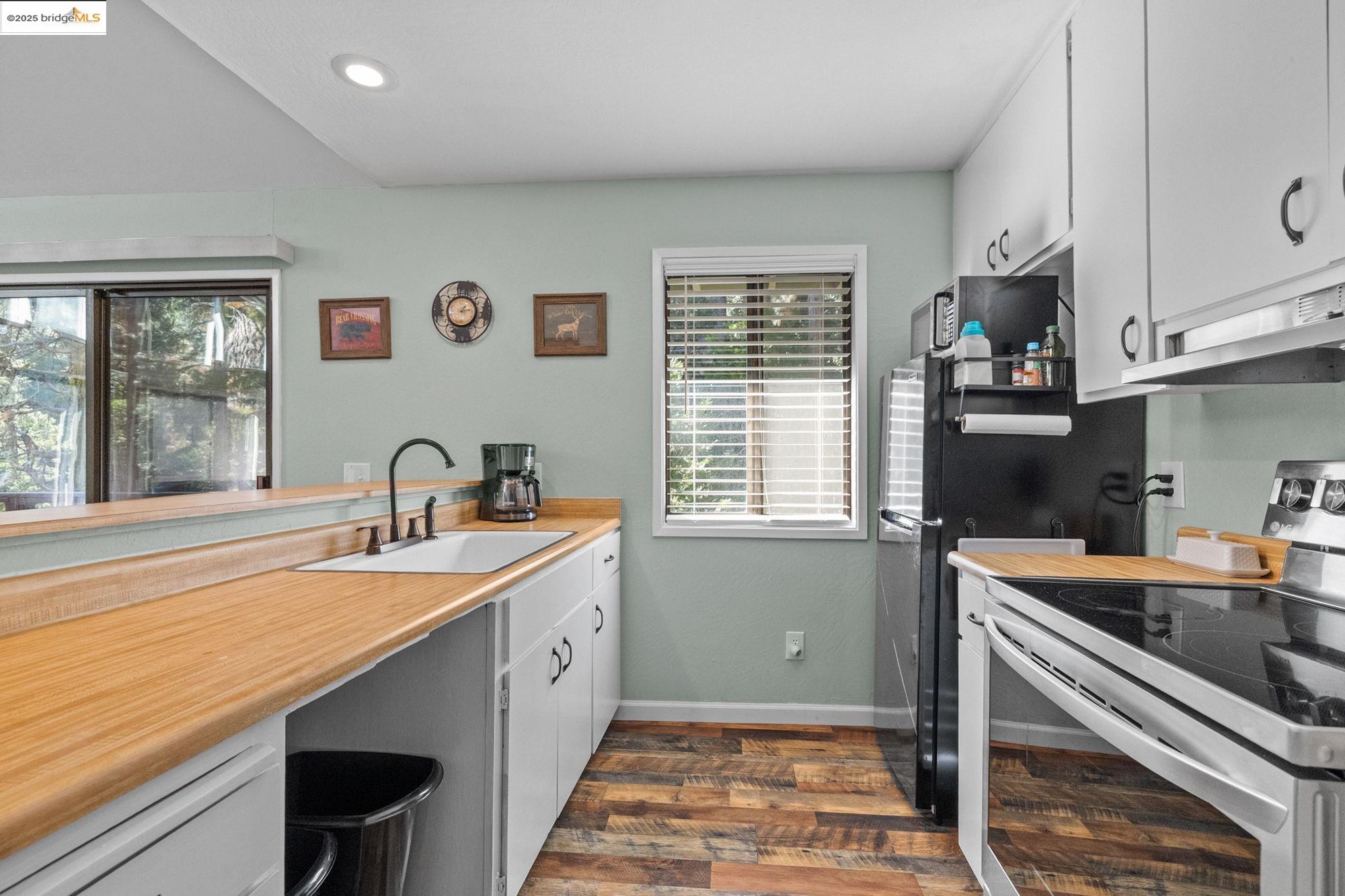 26389 Siskiyou Dr., Long Barn CA 95335 — photo 11