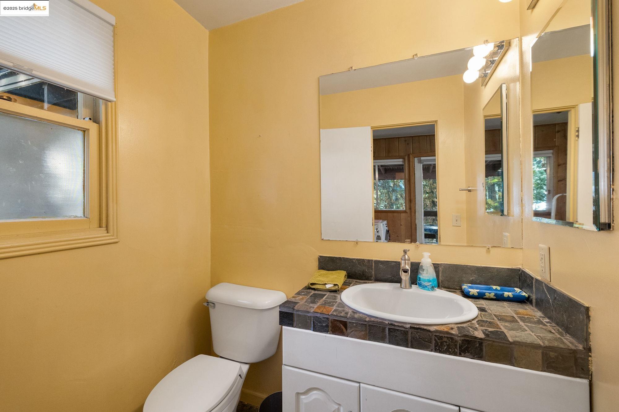 Detail Gallery Image 15 of 39 For 25088 State Highway 108, Mi Wuk Village,  CA 95346 - 5 Beds | 3/1 Baths