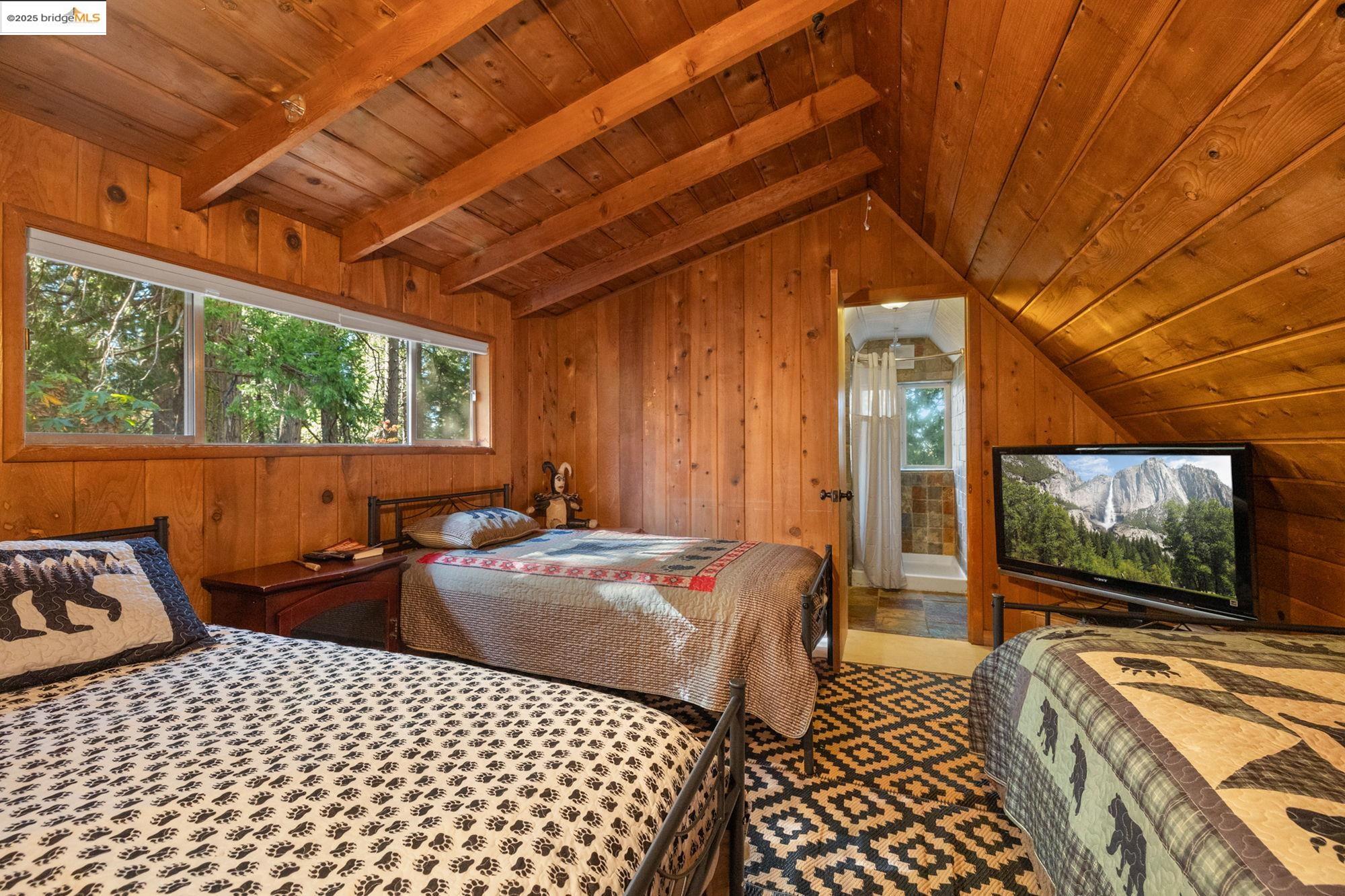 Detail Gallery Image 21 of 39 For 25088 State Highway 108, Mi Wuk Village,  CA 95346 - 5 Beds | 3/1 Baths