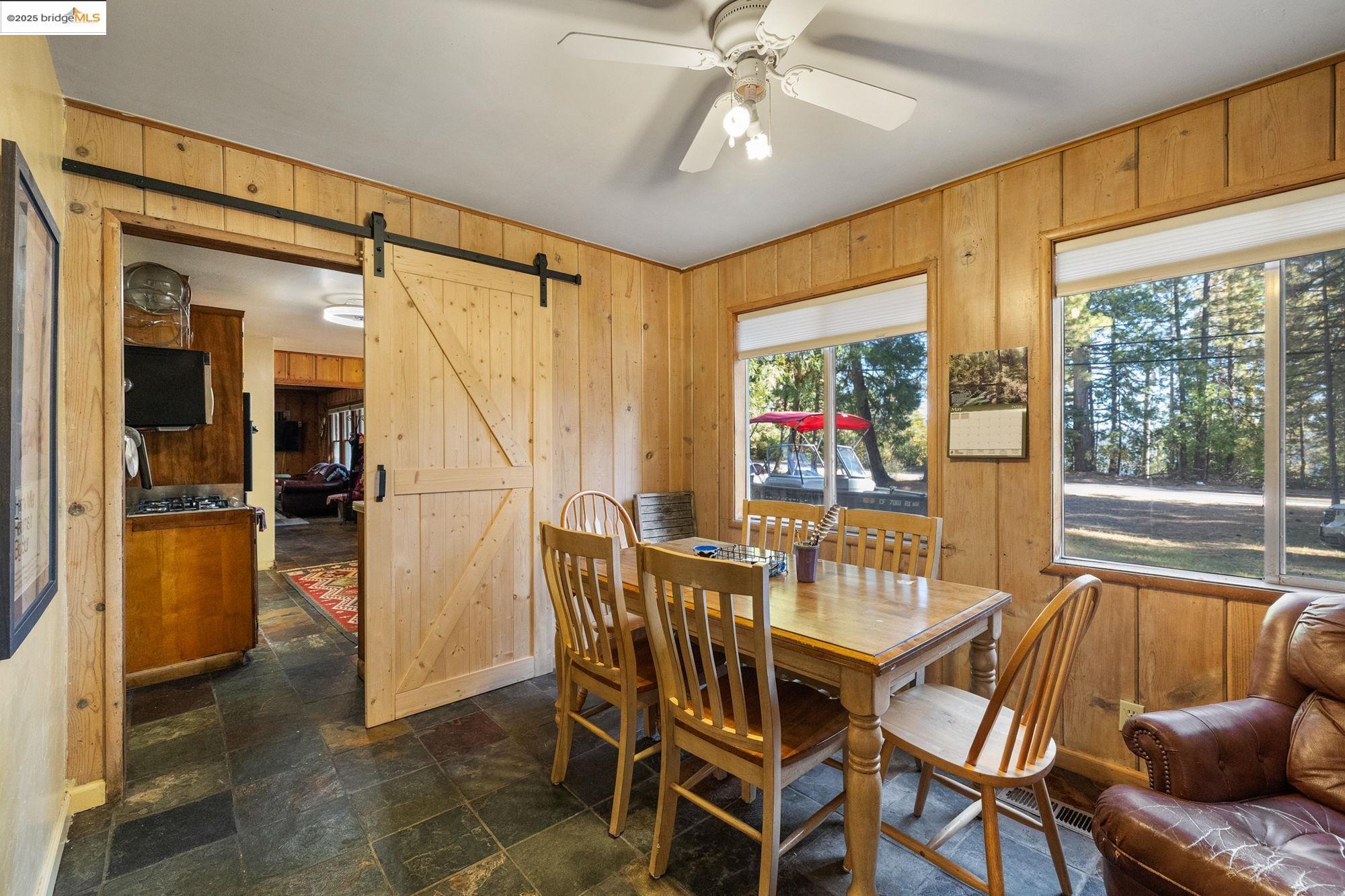 Detail Gallery Image 5 of 39 For 25088 State Highway 108, Mi Wuk Village,  CA 95346 - 5 Beds | 3/1 Baths