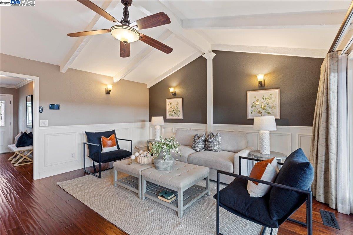 Detail Gallery Image 15 of 54 For 1766 Risdon Rd, Concord,  CA 94518 - 4 Beds | 2/1 Baths