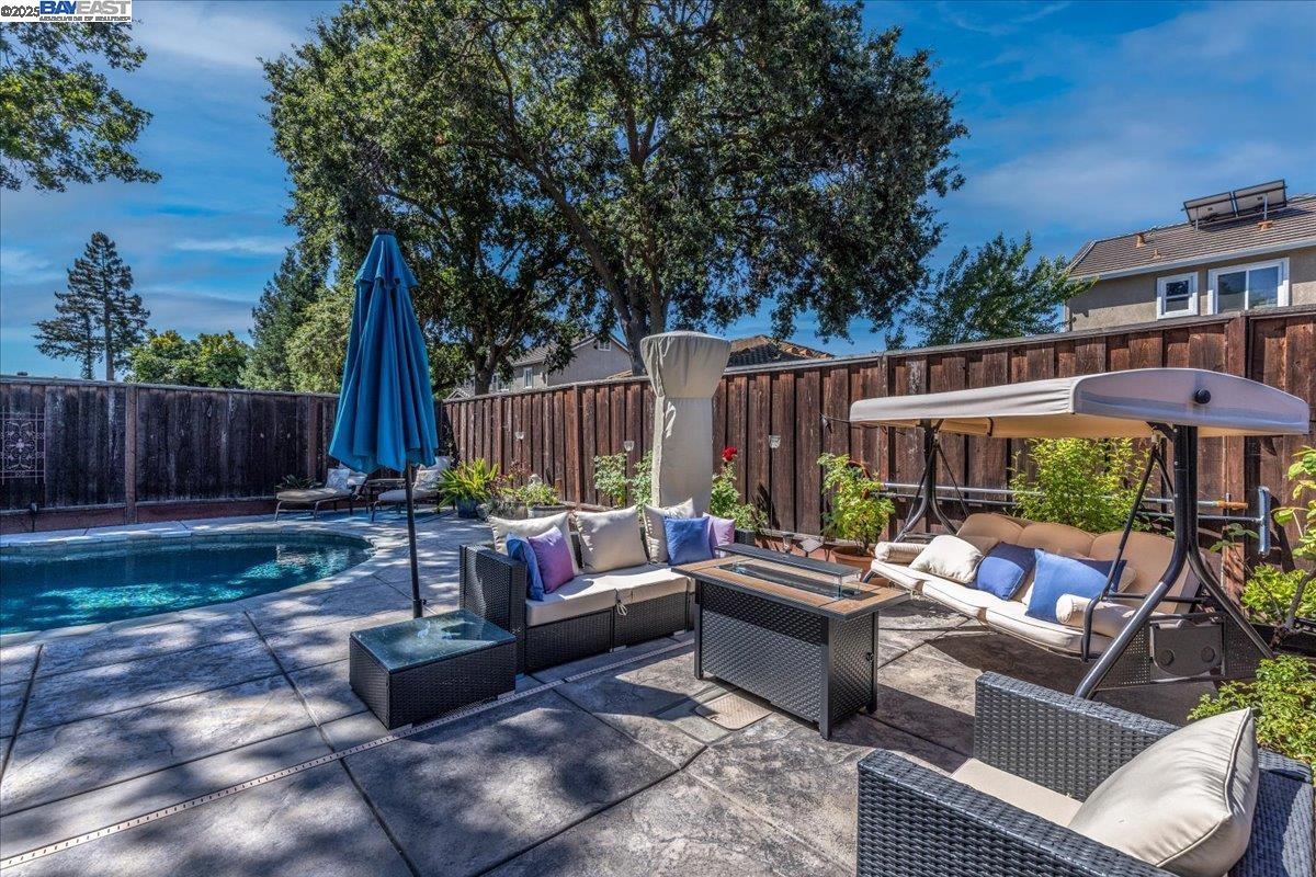 Detail Gallery Image 33 of 54 For 1766 Risdon Rd, Concord,  CA 94518 - 4 Beds | 2/1 Baths