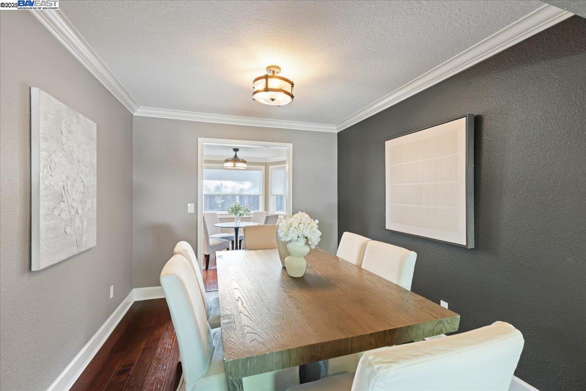 Detail Gallery Image 5 of 54 For 1766 Risdon Rd, Concord,  CA 94518 - 4 Beds | 2/1 Baths