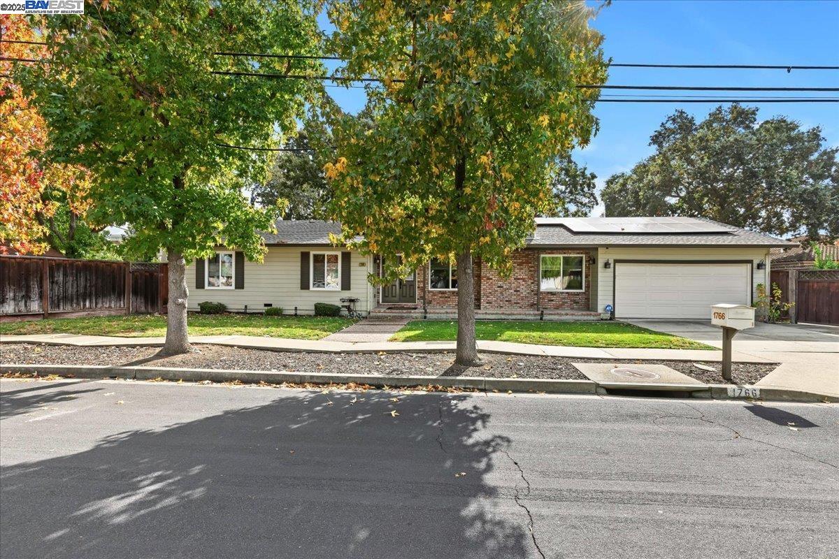 Detail Gallery Image 49 of 54 For 1766 Risdon Rd, Concord,  CA 94518 - 4 Beds | 2/1 Baths