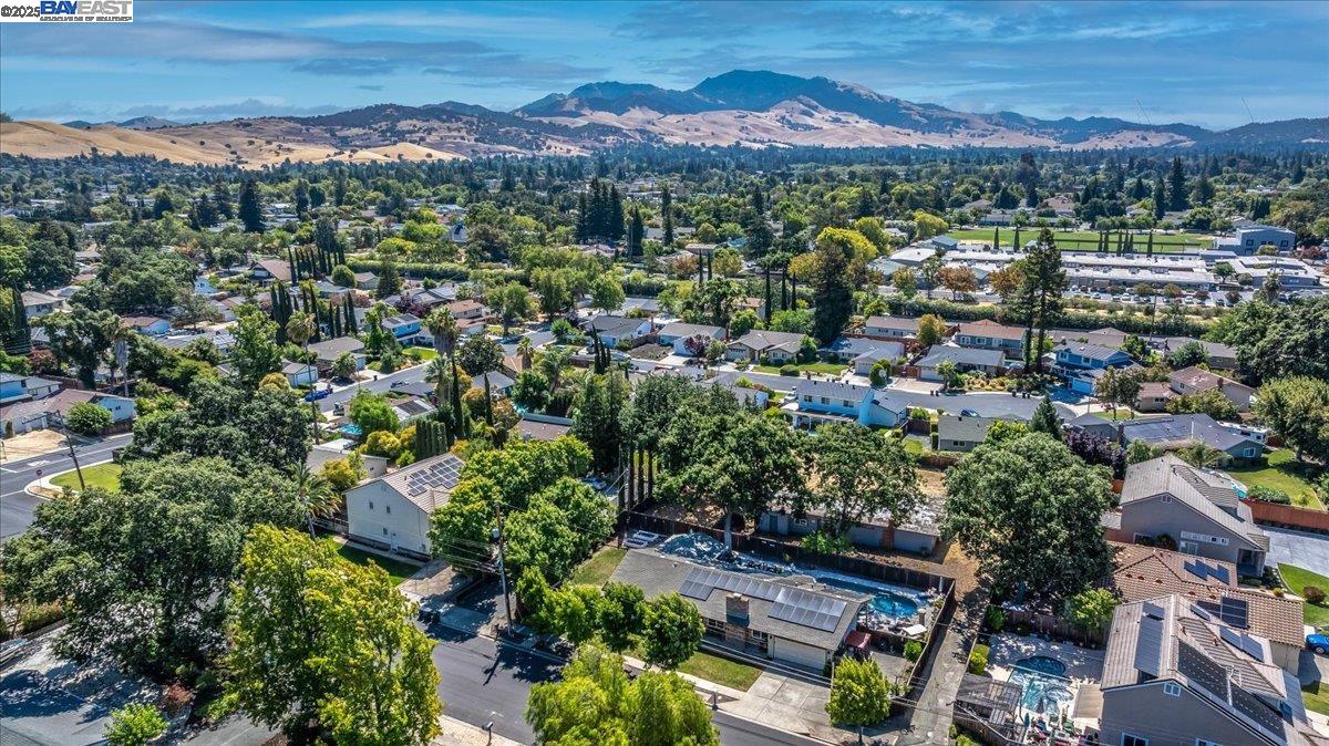 Detail Gallery Image 53 of 54 For 1766 Risdon Rd, Concord,  CA 94518 - 4 Beds | 2/1 Baths