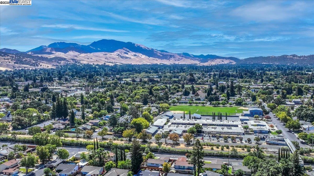 Detail Gallery Image 54 of 54 For 1766 Risdon Rd, Concord,  CA 94518 - 4 Beds | 2/1 Baths