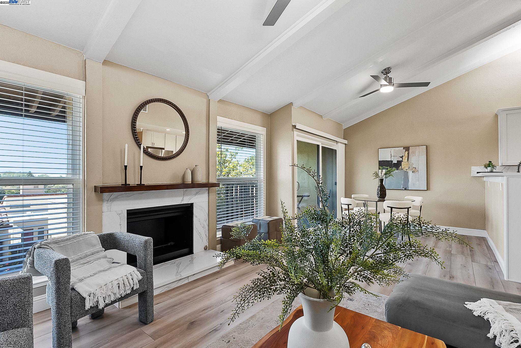 Front Image Thumbnail for BE41116981