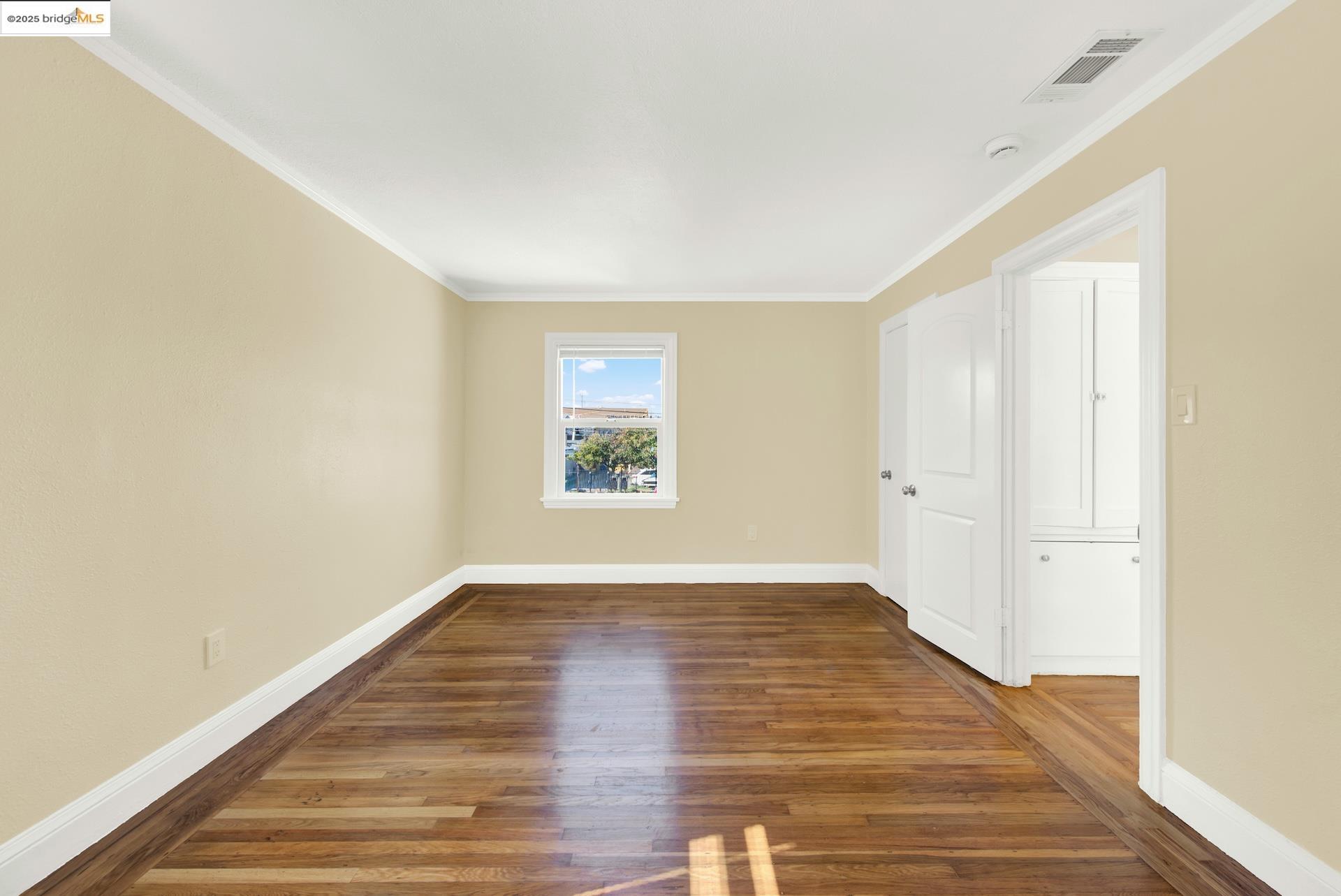 Detail Gallery Image 32 of 60 For 640 11th St, Richmond,  CA 94801 - 5 Beds | 2 Baths