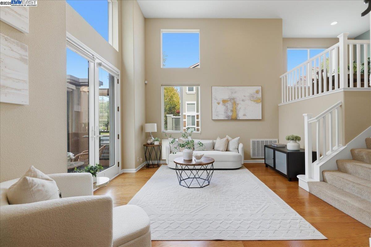 Front Image Thumbnail for BE41117023