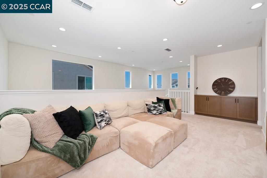 Detail Gallery Image 24 of 54 For 17324 Bushwick Ln, Lathrop,  CA 95330 - 4 Beds | 3 Baths