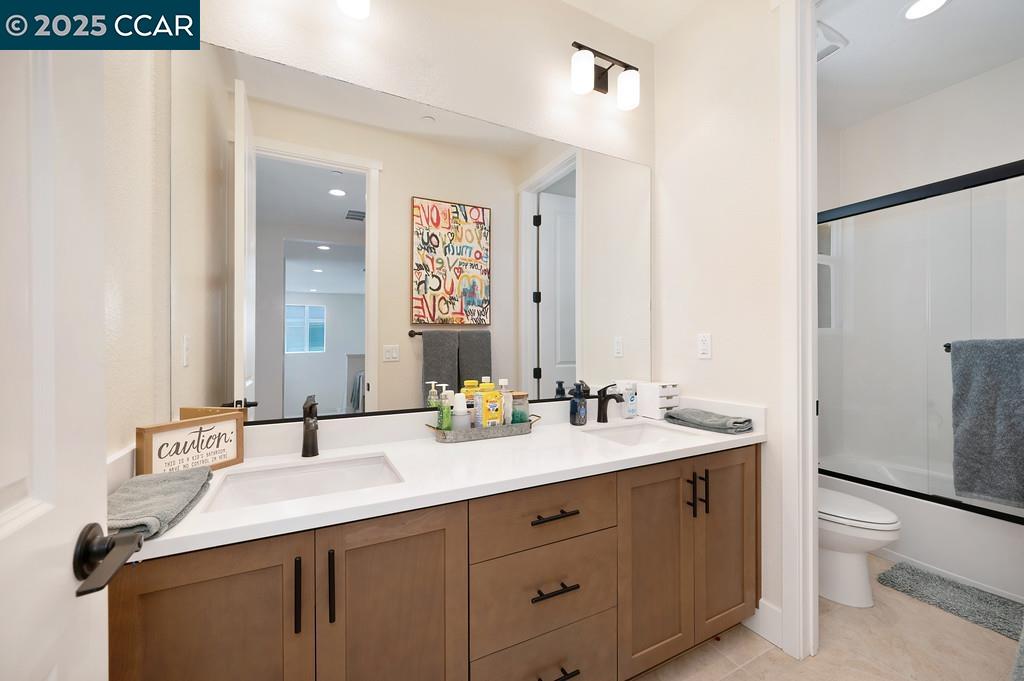 Detail Gallery Image 30 of 54 For 17324 Bushwick Ln, Lathrop,  CA 95330 - 4 Beds | 3 Baths