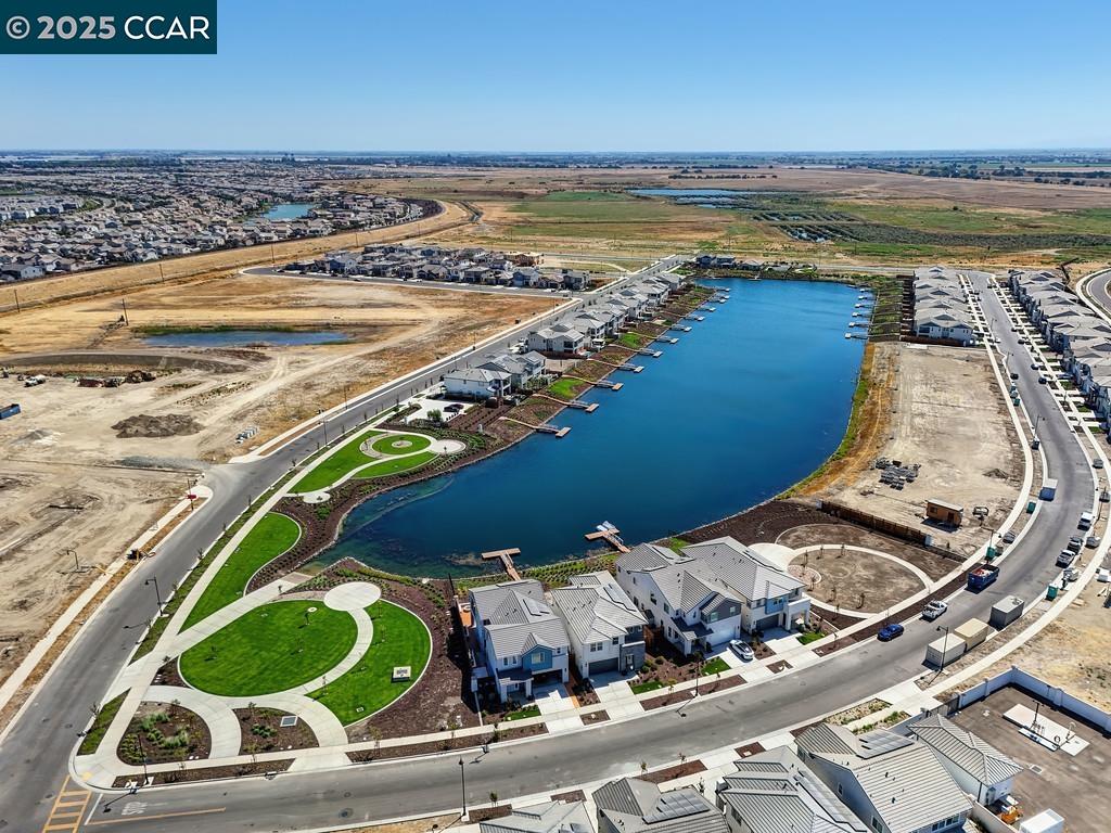 Detail Gallery Image 43 of 54 For 17324 Bushwick Ln, Lathrop,  CA 95330 - 4 Beds | 3 Baths