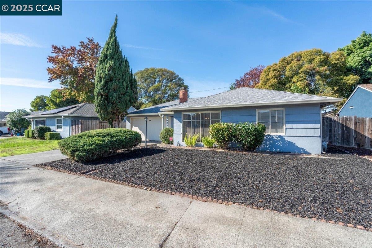 Welcome to your future home at 725 Del Norte Street, Vallejo, CA! This charming single-family residence spans 1,030 square feet and offers a warm, inviting atmosphere. Featuring three cozy bedrooms and a well-appointed bathroom, this home is designed for comfort and practicality. Step outside to discover a large, private backyard with fruit trees, perfect for outdoor gatherings or simply basking in the tranquility.  Nestled in a convenient location, you're just minutes away from shopping centers and major freeways, making daily commutes and errands a breeze. For those seeking adventure or a day out, hop on the nearby ferry and enjoy a scenic ride to San Francisco. Embrace the blend of convenience and comfort in this delightful Vallejo home!   Open House Sunday March 15th 1-3p