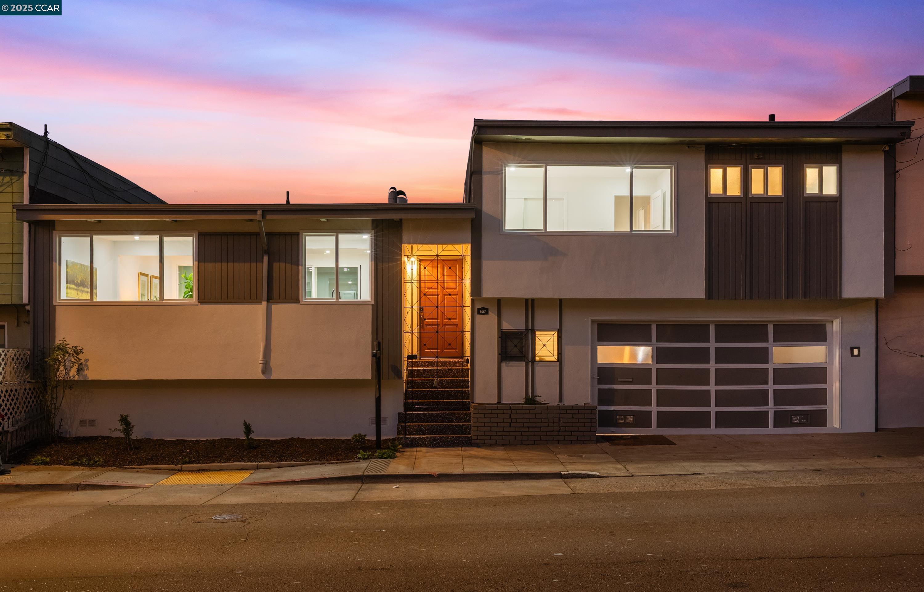 Front Image Thumbnail for CC41117199