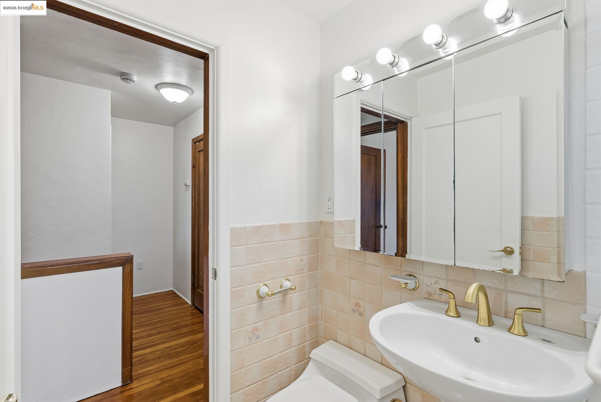 Photo #11: 41117207 Listing: Photo #11