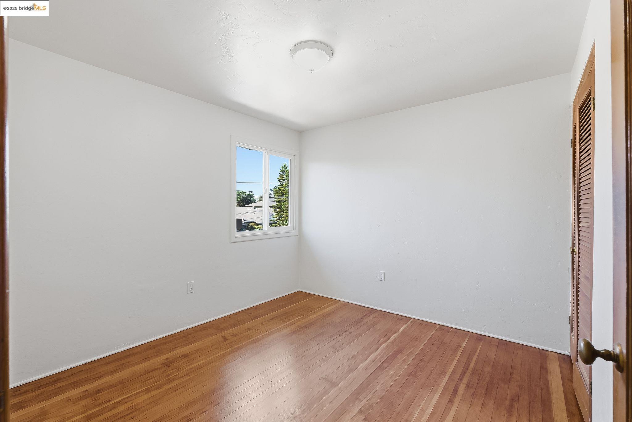 Photo #11: 41117207 Listing: Photo #11
