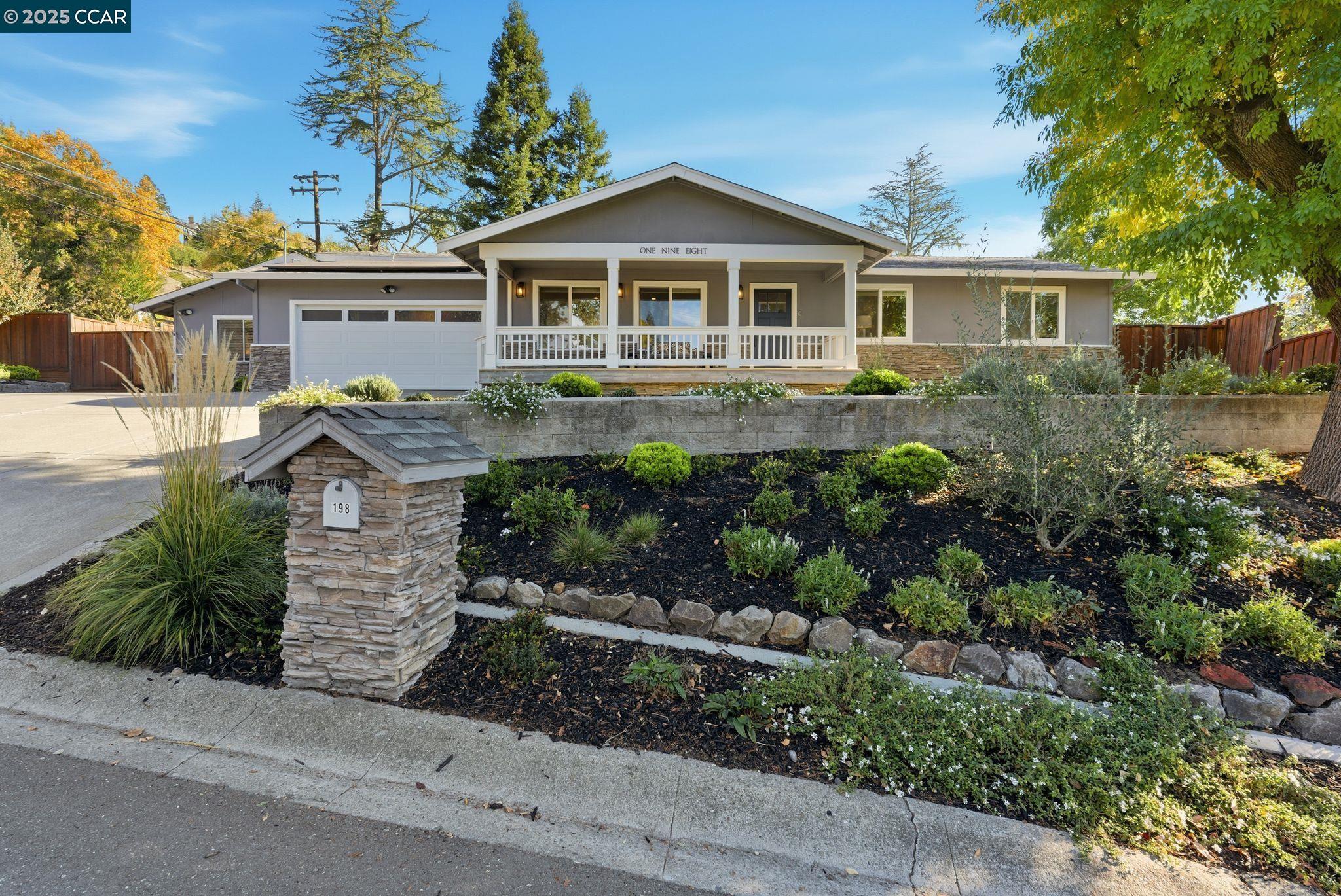 Front Image Thumbnail for CC41117256