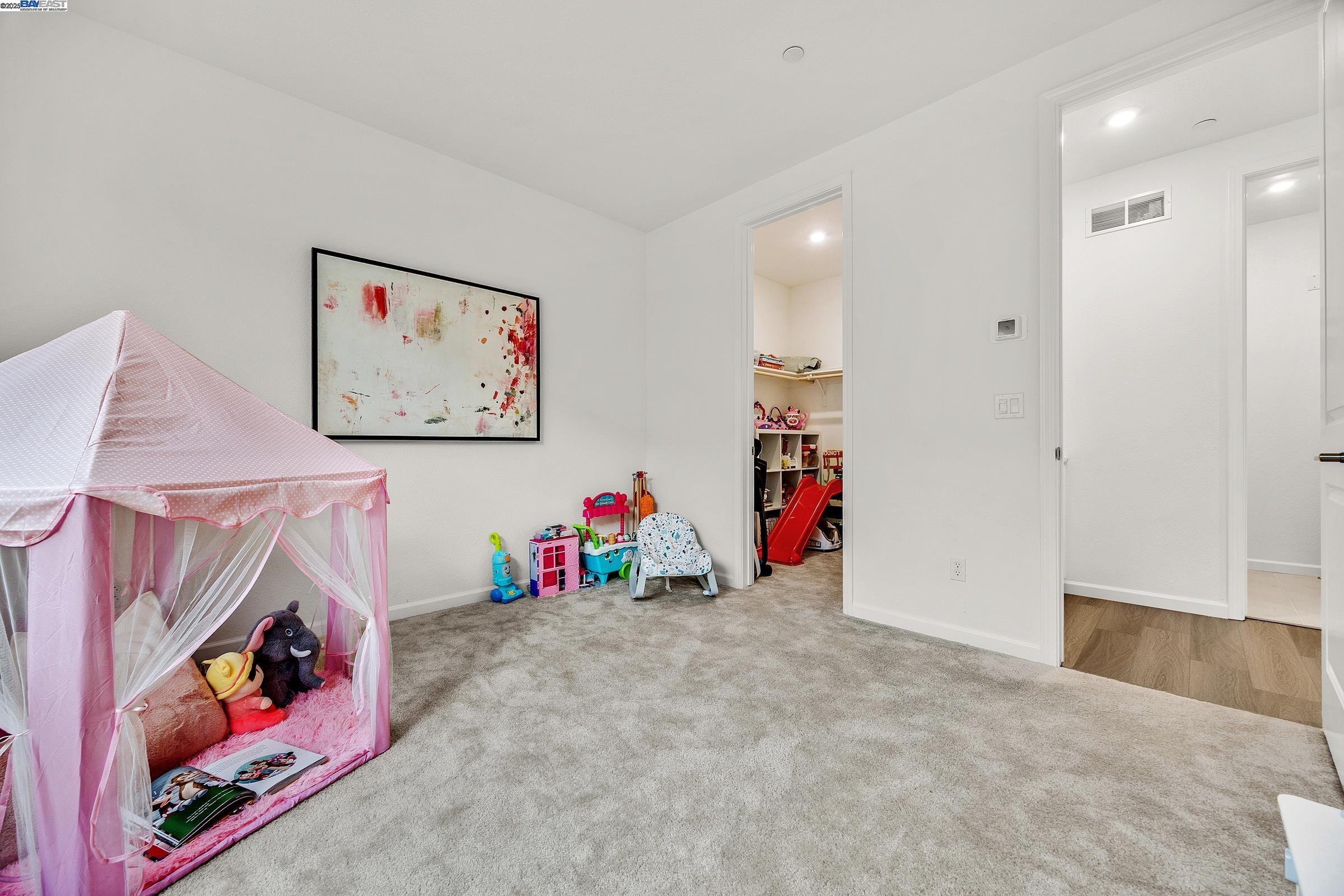 Photo #12: 41117303 Listing: Photo #12