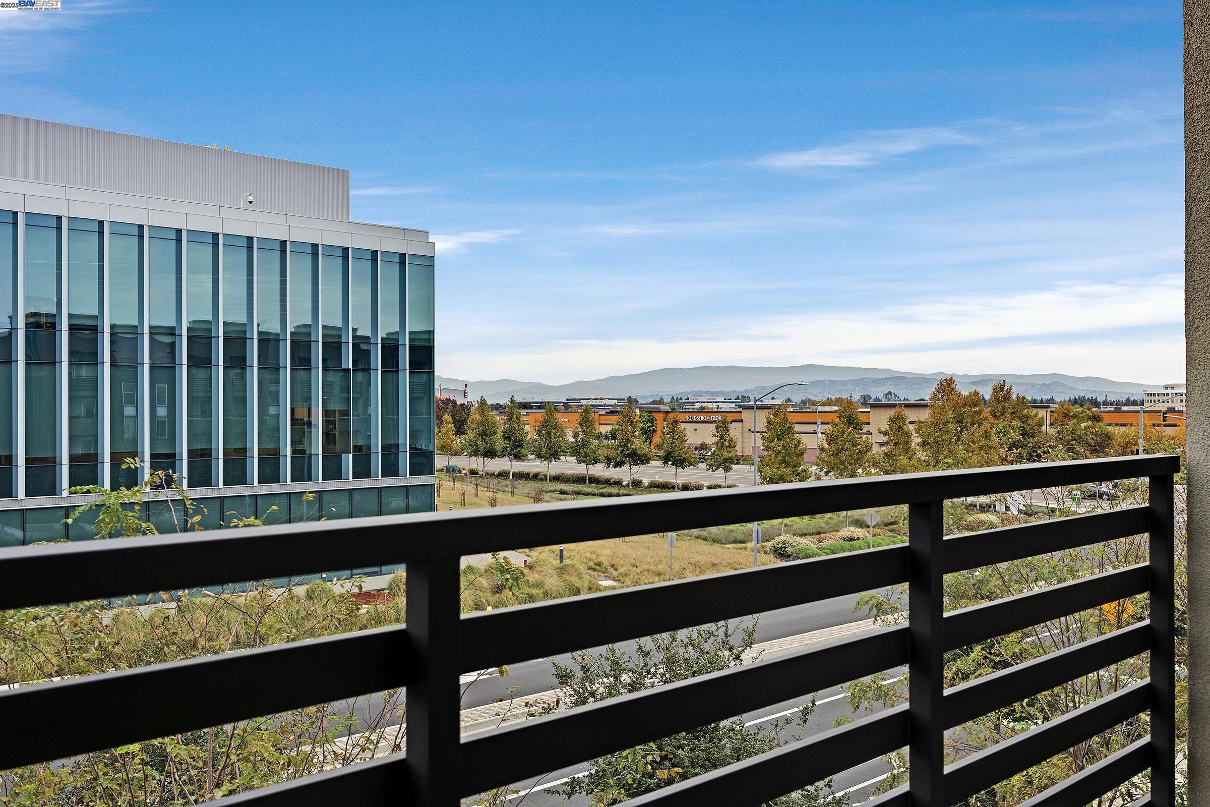 Photo #3: 41117303 Listing: Photo #3