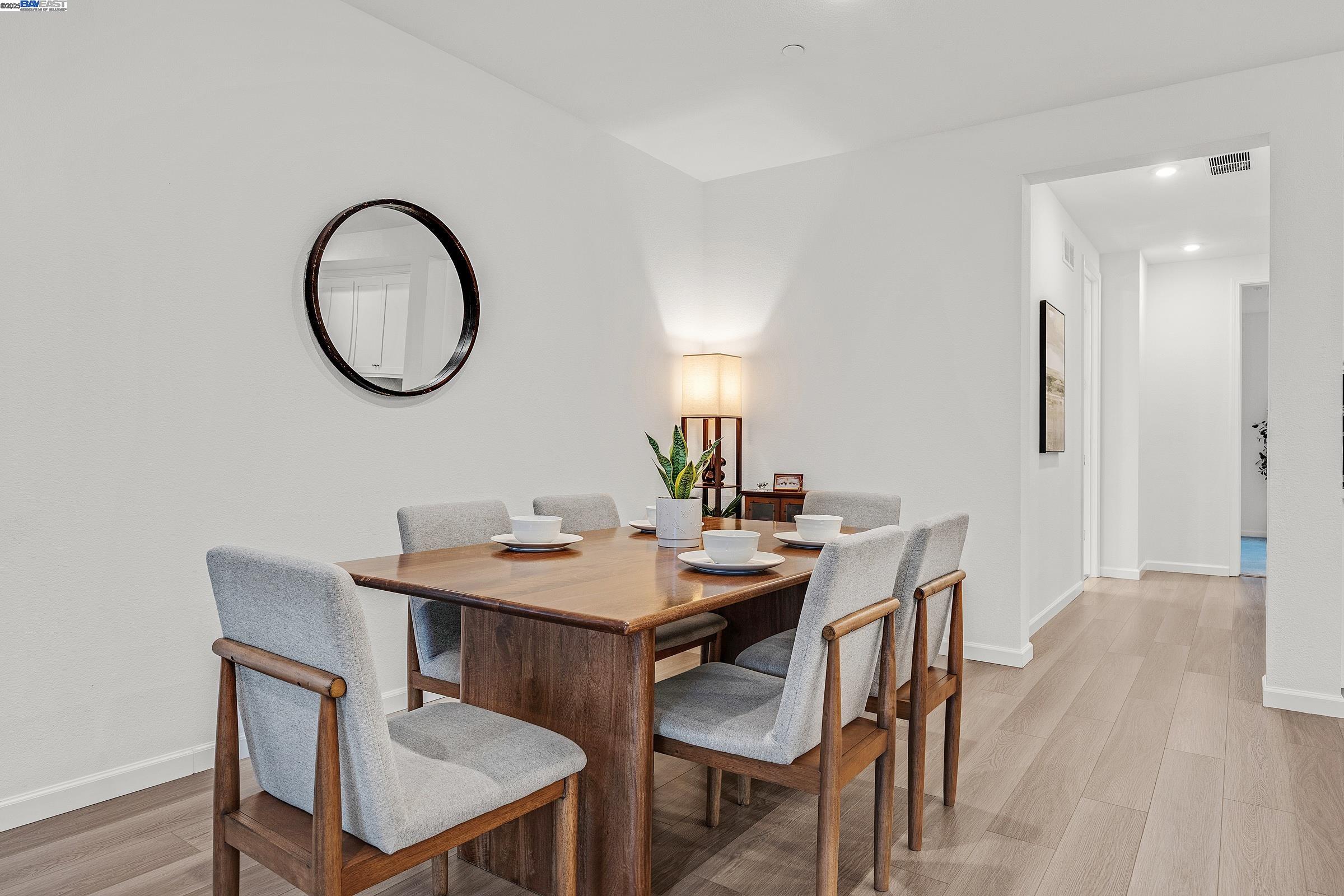 Photo #7: 41117303 Listing: Photo #7