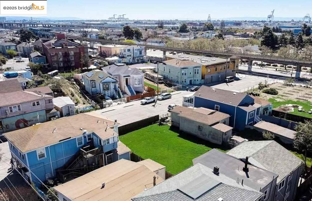 739 Campbell St, Oakland CA 94607 — photo 3