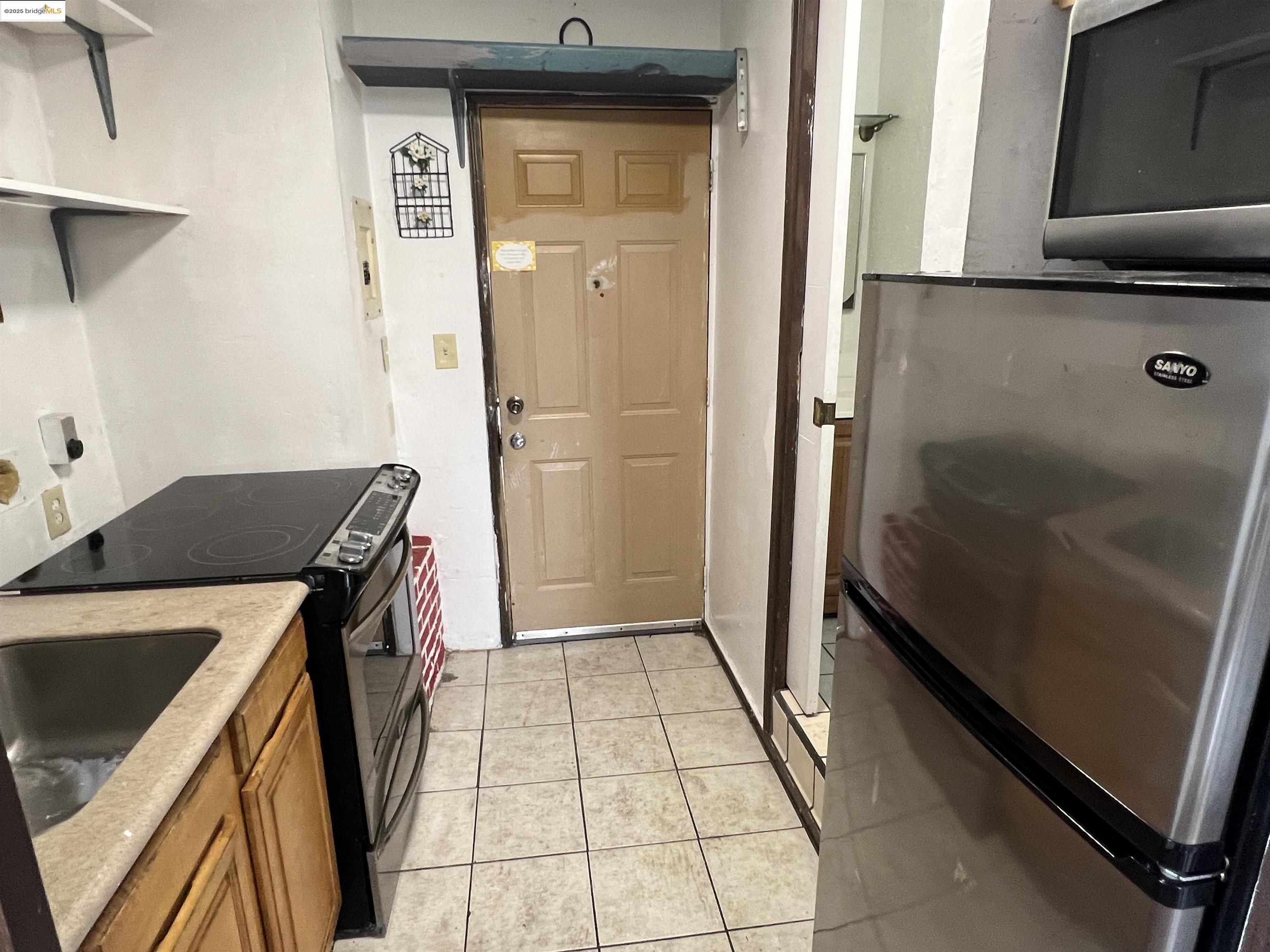 1993 38Th Ave, Oakland CA 94601 — photo 18